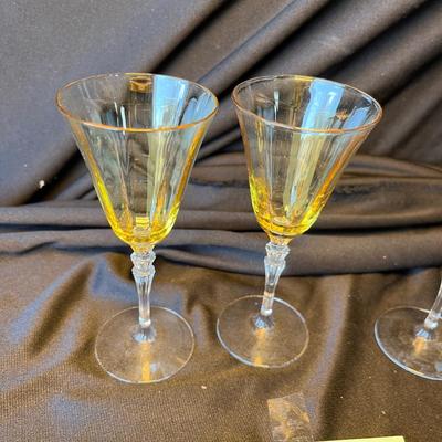 Fostoria 4 White Wine Stems