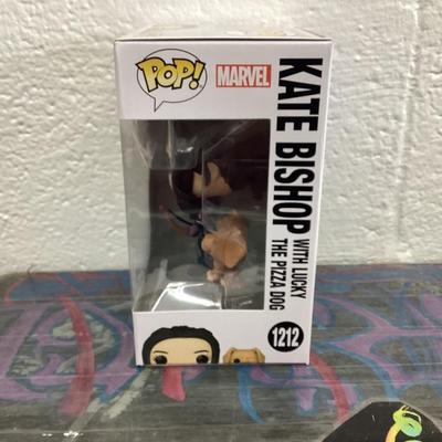 Funko pops Hawkeye, Kate bishop weâ€™re lucky the pizza dog 1212