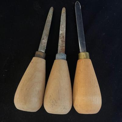 Seafood Eating Tools & More (K-MG)