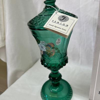 Fenton Green Magnolia's and Berries Urn 13" #4602 with Box