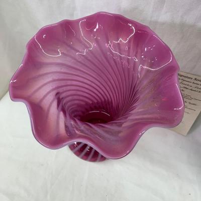 Fenton Fuschia Swirl Scalloped Vase #306 9 1/2" Beautiful!