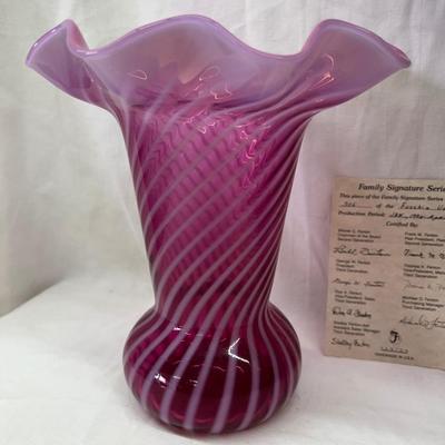 Fenton Fuschia Swirl Scalloped Vase #306 9 1/2" Beautiful!