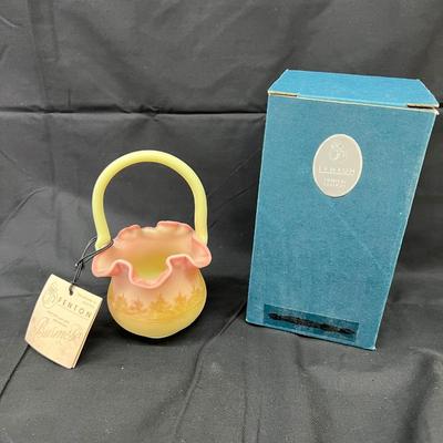 Fenton Burmese 6" Uranium Pure Gold Mix #7732 QD Handpainted Scalloped Lovely Basket Vase 6"
