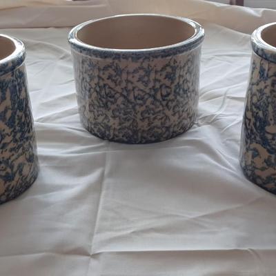 Set of 3 Blue Sponge Robinson Ransbottom Pottery 1 Quart Low Quart