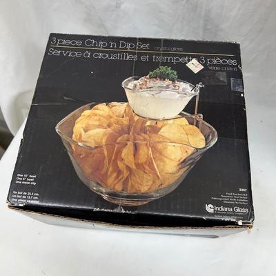 Vintage 3 pc Chip & Dip Set Indiana Glass Company