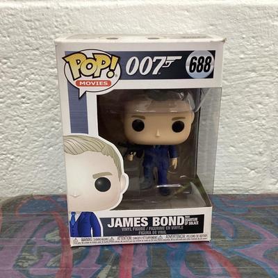 Funko pops 007 688 James bond from quantum of solace