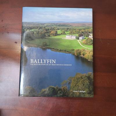 Collection of Art and Home Style Books (K-CE)