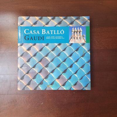 Collection of Art and Home Style Books (K-CE)