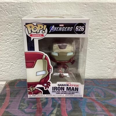 Funko pops avengers, 626 gamer, versus Iron Man