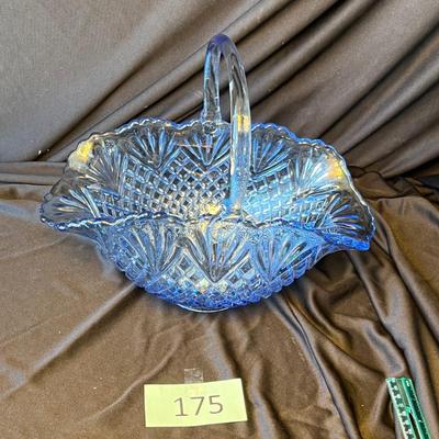 Tiara 1970s Basket