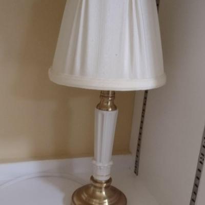 Pair of Matching Lenox by Quoizel Porcelain Post Lamps with Gold Base and Collar