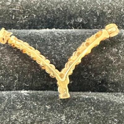 14 Karat Yellow Gold Diamond "V" Shape