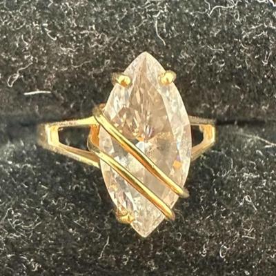 14 Karat Yellow Gold w/CZ Center