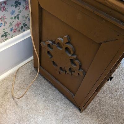 Cute Vintage Nightstand, End table