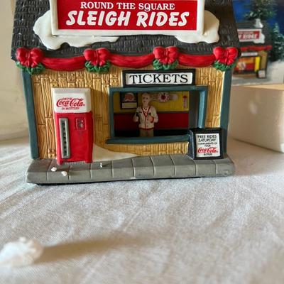 Coca Cola Coke 1999 Sleigh Rides Christmas House Electric