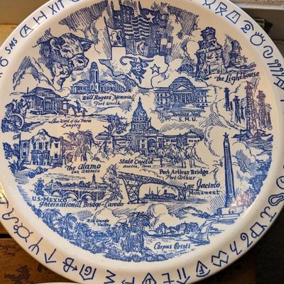 2 Vintage Out West Plates