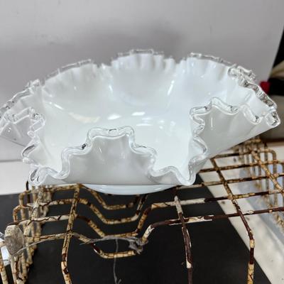 Dish rack shabby chic decorative Hibel plates Fenton Silver light bowls