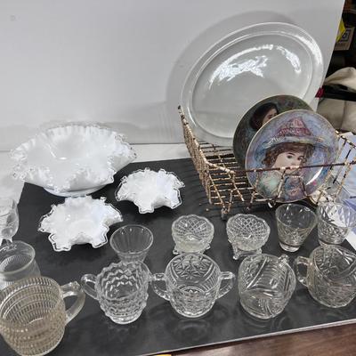 Dish rack shabby chic decorative Hibel plates Fenton Silver light bowls