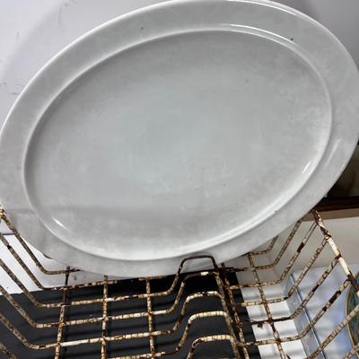 Dish rack shabby chic decorative Hibel plates Fenton Silver light bowls