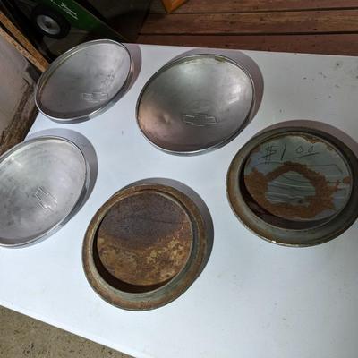 5 Rare Very Cool Vintage Chevy Hubcaps