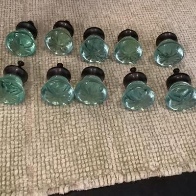 241 Set of 10 Seaglass Green Knobs/Pulls with Floral Etching