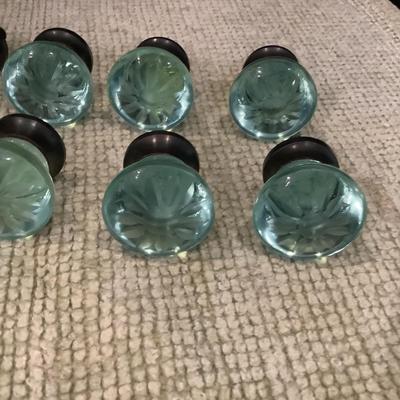 241 Set of 10 Seaglass Green Knobs/Pulls with Floral Etching