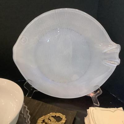 249 Frosted Glass Fish Tray with Placemats and Brass Napkin Rings