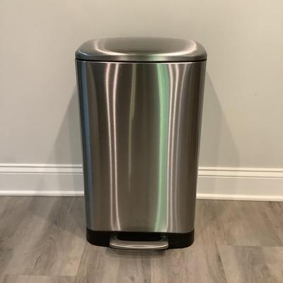 250 Metal Rectangle Step Open Waste Can