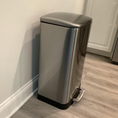 250 Metal Rectangle Step Open Waste Can