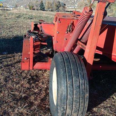 Sperry New Holland 479 Haybine