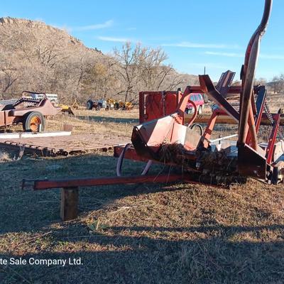 Farmland Bale Accumulator