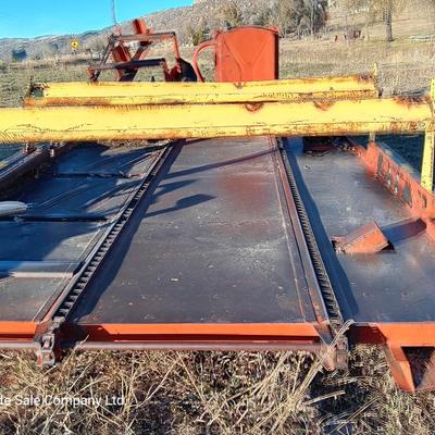 Farmland Bale Accumulator