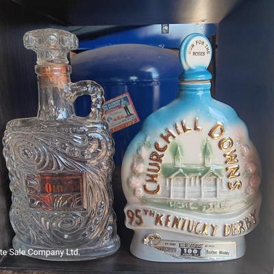 Churchill Downs 95th Run for the Roses Decanter and Old Forester Bottle