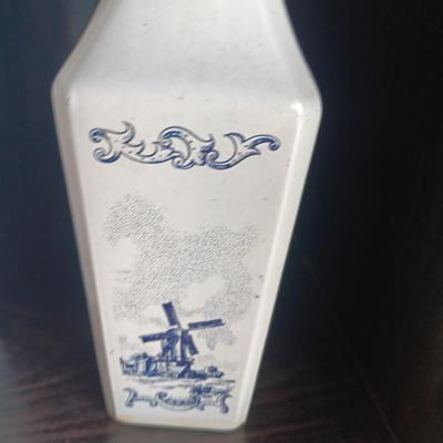 Two Vandermint Liquor White & Blue Decanter Bottle w/ blue & white tulip lids