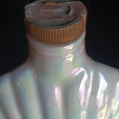 Jim Beam Florida seashell decanter with vintage Velvet tobacco tin