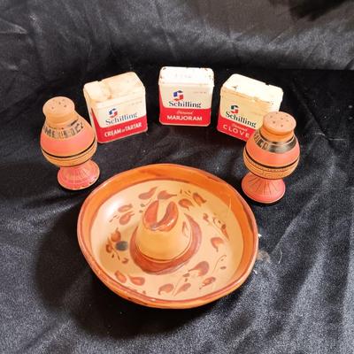 Pottery Sombrero with wooden Mexico salt & pepper shakers and metal spice tins