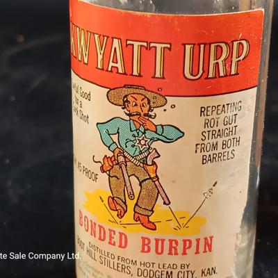 Vintage Beer cans with Humorous salt & pepper Kwyatt Urp and Wild Bill Hiccup salt & pepper shakers