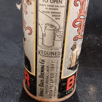 Vintage Beer cans with Humorous salt & pepper Kwyatt Urp and Wild Bill Hiccup salt & pepper shakers