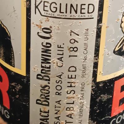 Vintage Beer cans with Humorous salt & pepper Kwyatt Urp and Wild Bill Hiccup salt & pepper shakers