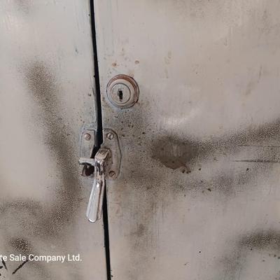 Large tin storage locker