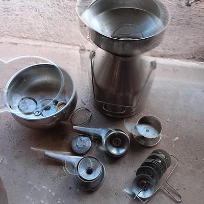 Stainless steel Milking machine - bucket - with hoses and a cream separator