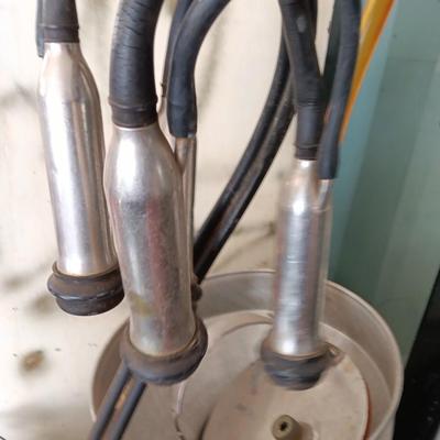 Stainless steel Milking machine - bucket - with hoses and a cream separator