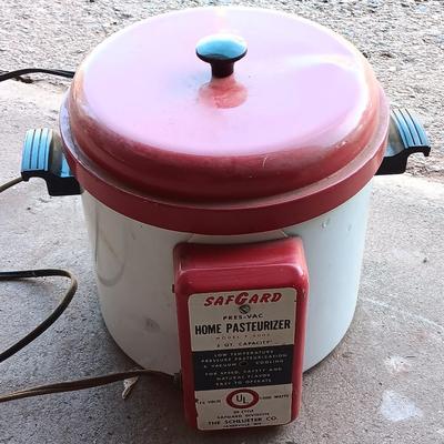 5 Quart SafGard Pres-Vac Home Pasteurizer Model P5000 Homestead