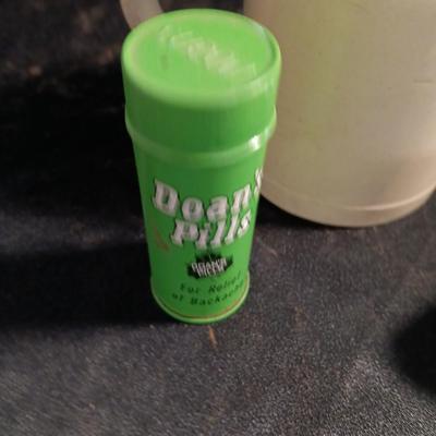 Doans pill tin - Shaving brush and mug