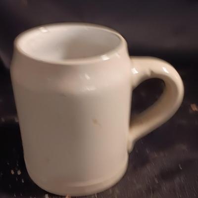 Doans pill tin - Shaving brush and mug