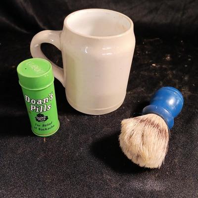 Doans pill tin - Shaving brush and mug