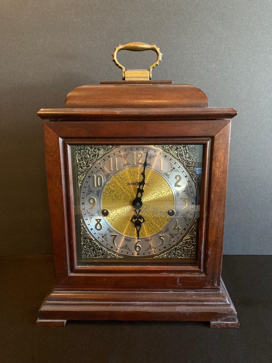 LOT 58J Wooden Howard Miller Mantle Clock