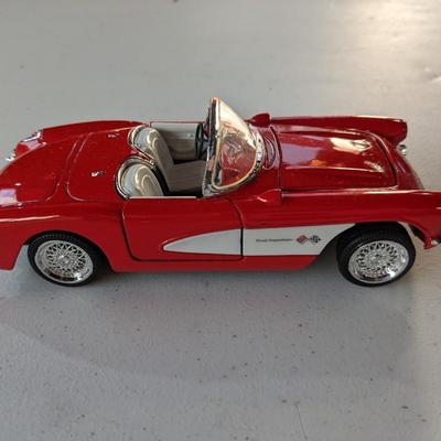 Like New Sunnyside Die Cast 1957 Corvette Roadster