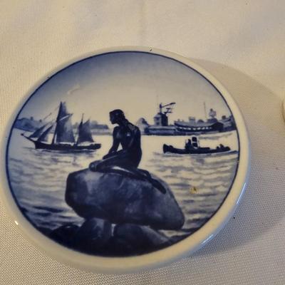 Assorted Vintage Ceramic Items incl Williams-Sonoma (L-JS)