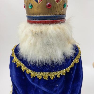 486 Pair of Santa Wooden Nutcrackers 17.5â€